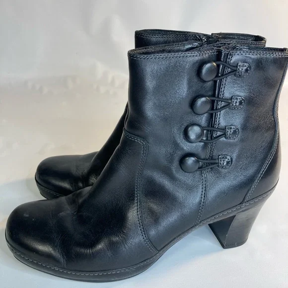 Clarks Shoes Clarks Active Air Womens Black Button Leather